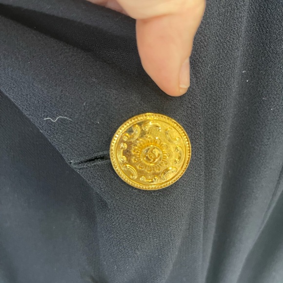 Vintage Chanel dress -buttons on it are fabulous - Picture 2 of 7